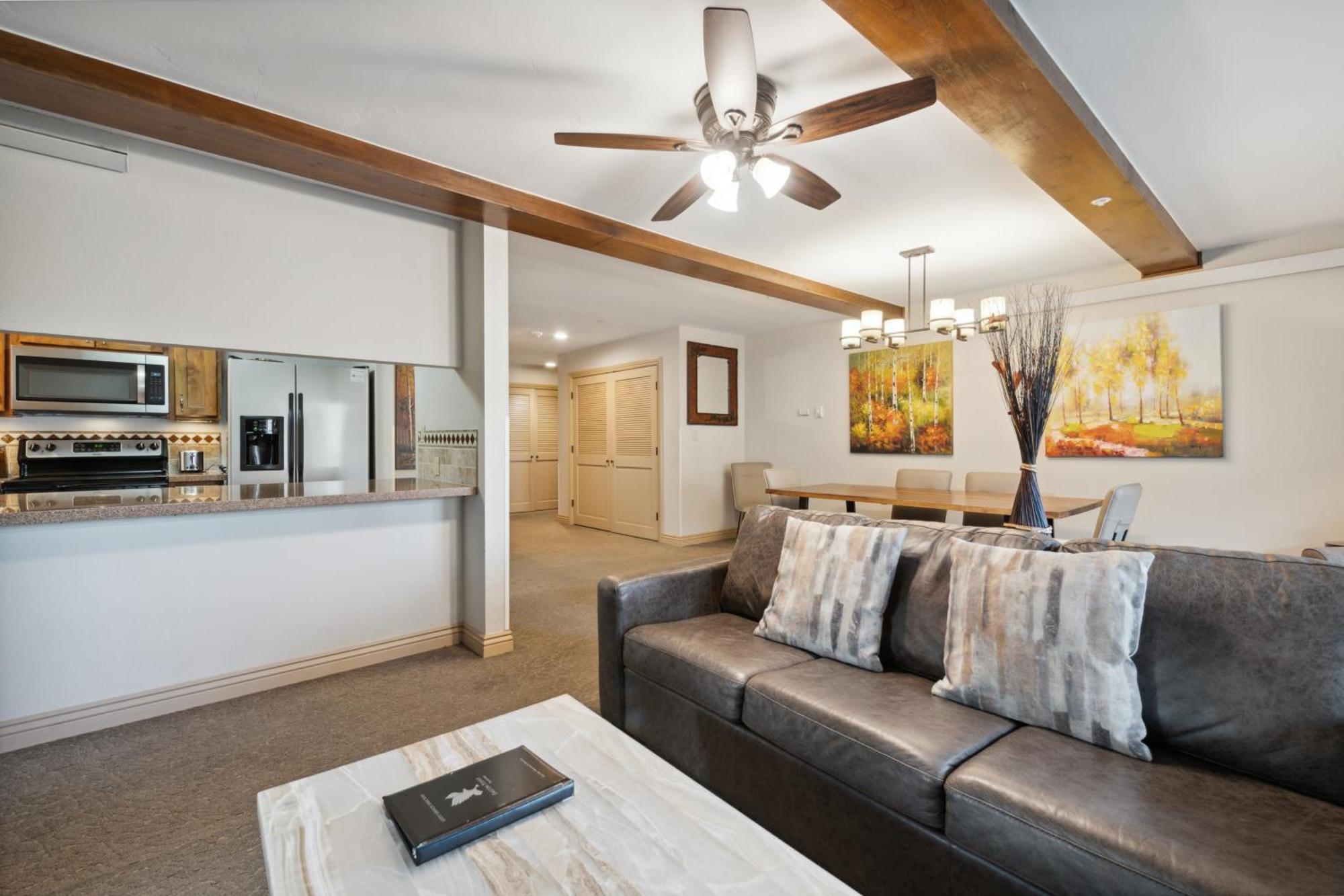 Falcon Point Avon Luaran gambar