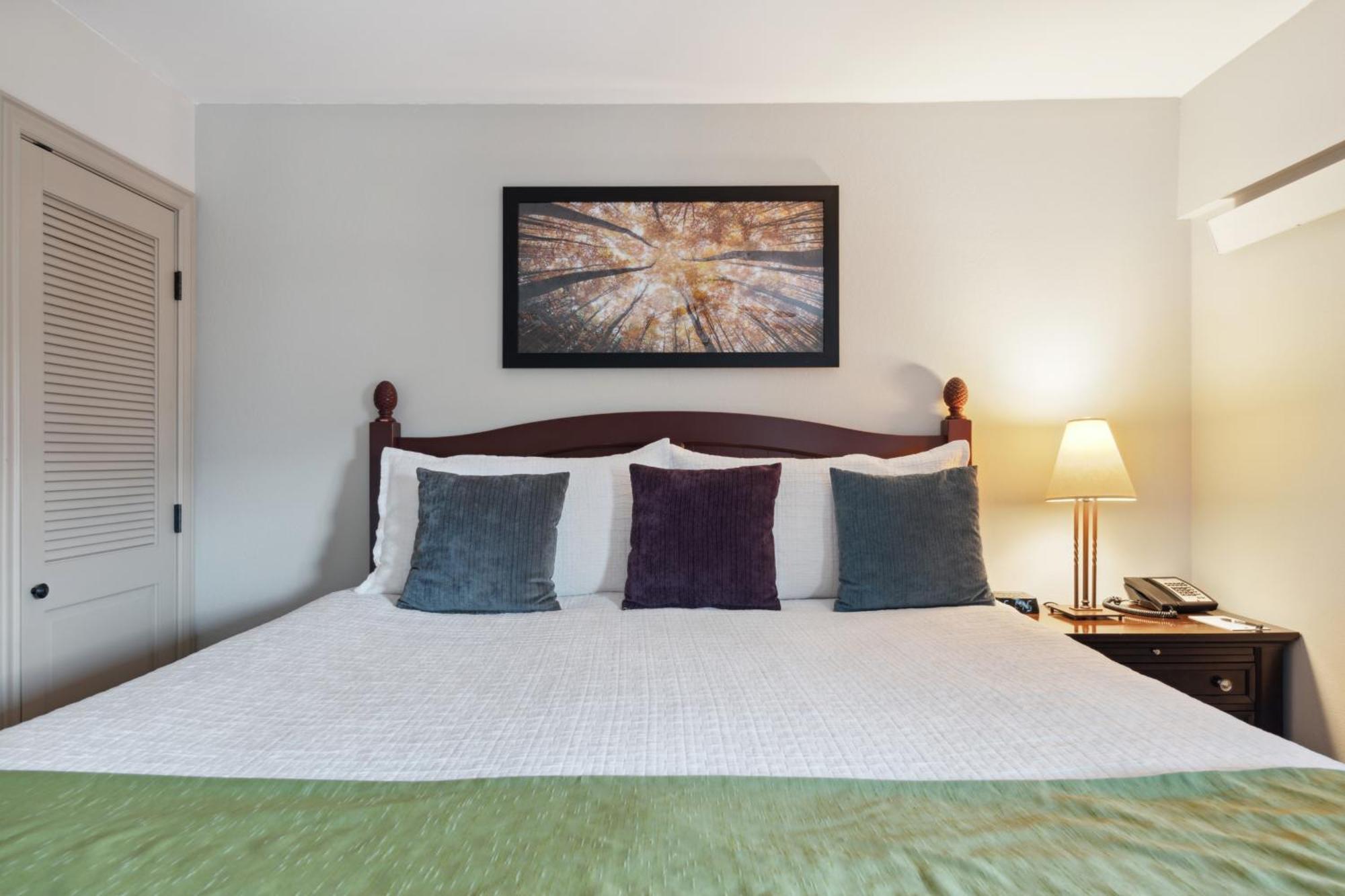 Falcon Point Avon Luaran gambar
